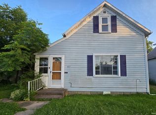 807 W Commercial St, Hartford City, IN 47348