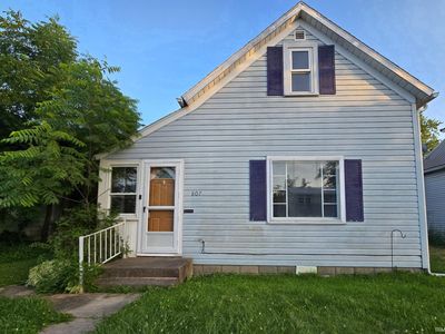 807 W Commercial St, Hartford City, IN, 47348
