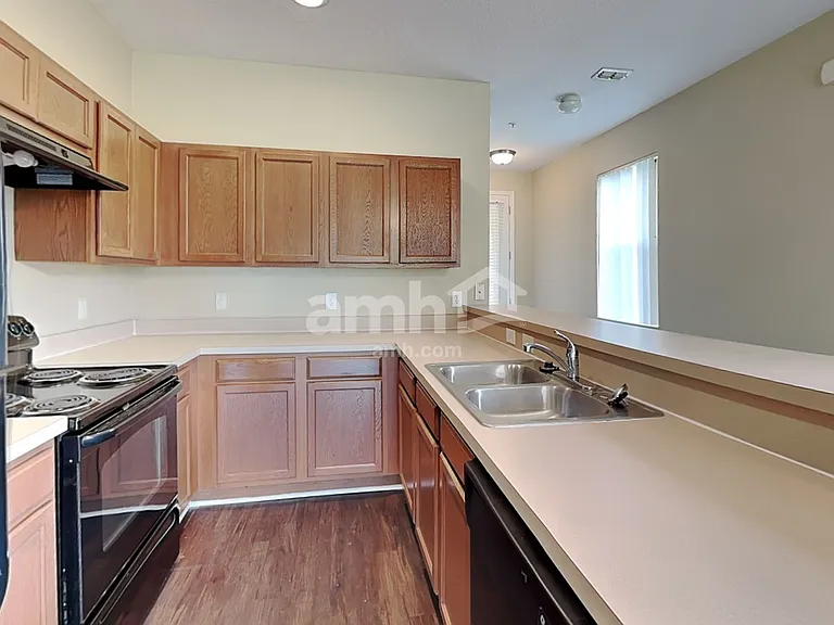 9811 Biscotti Ave — Photo 3