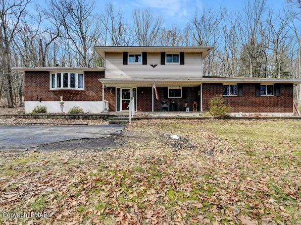 117 Foxcroft Dr, Saylorsburg, PA 18353