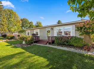 502 Lake St, Elk Rapids, MI 49629
