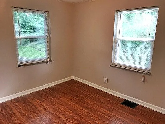 2537 Ritchie St — Photo 12