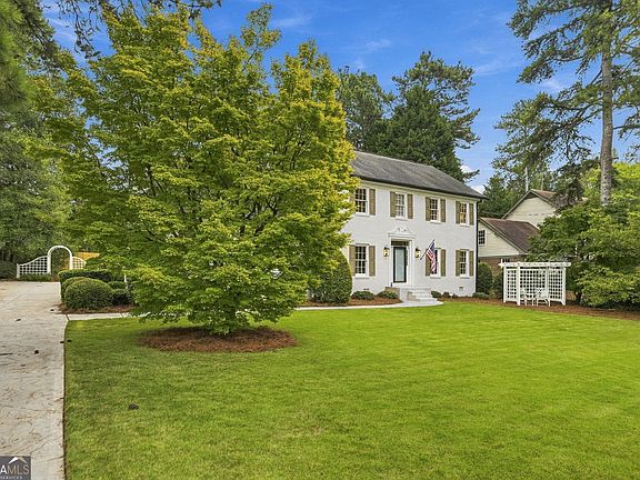 3rd image of 3093 Terramar Dr