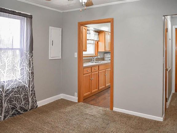 3rd image of 4140 Homeland Ave NE