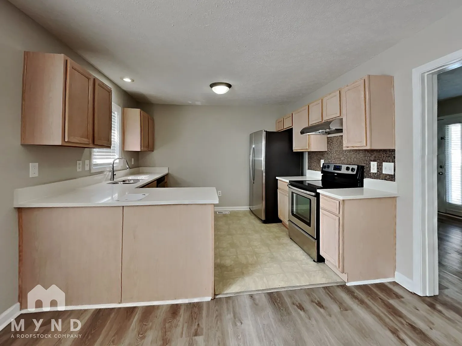 3 bed, 2.0 bath, 1191 sqft, $1,825 — Photo 3
