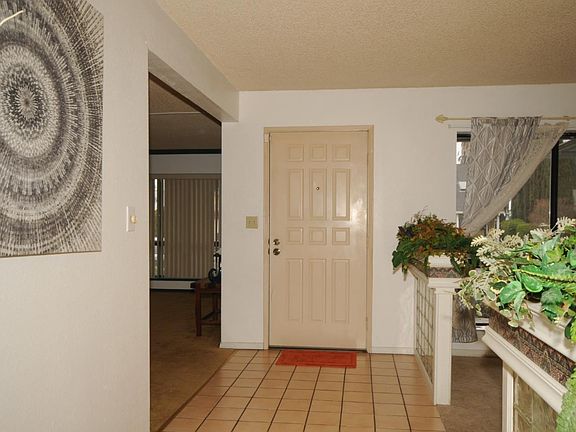 3rd image of 2122 Mendocino Dr