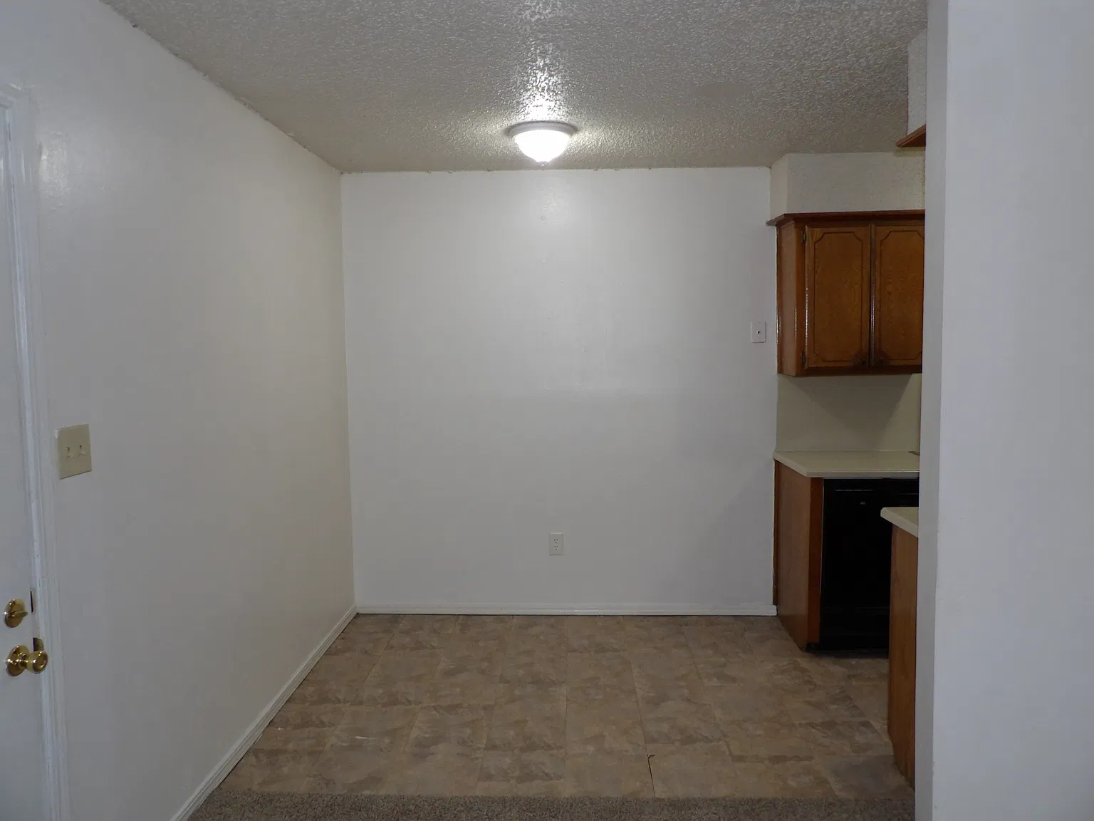 1 bed, 640 sqft, $495 — Photo 3