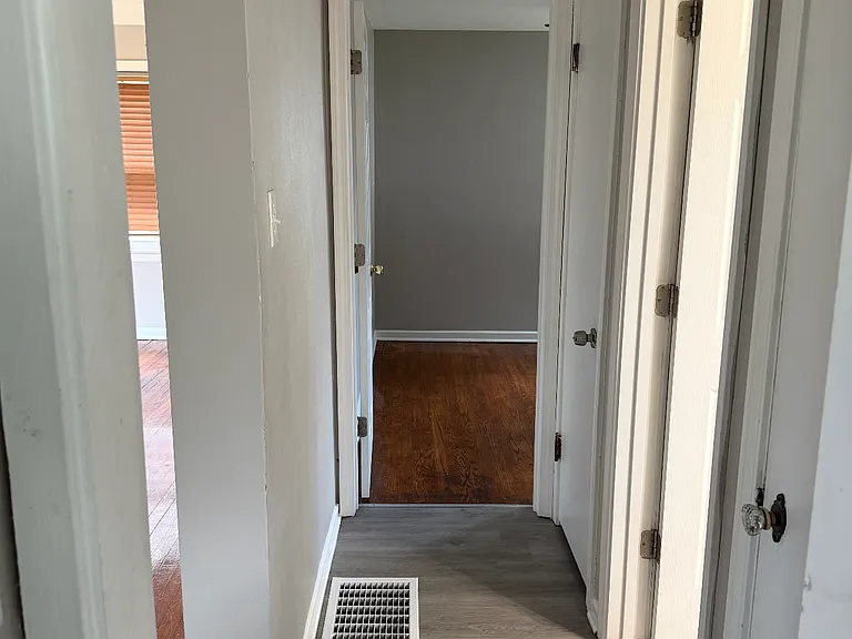 1570 Kenilworth Ave — Photo 10
