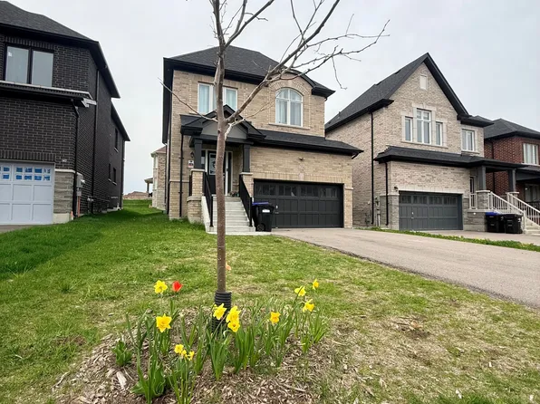 1376 Harrington St, Innisfil, ON L0L 1W0