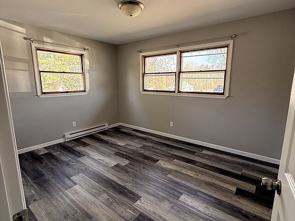 5th image of 440 W Ray St #8