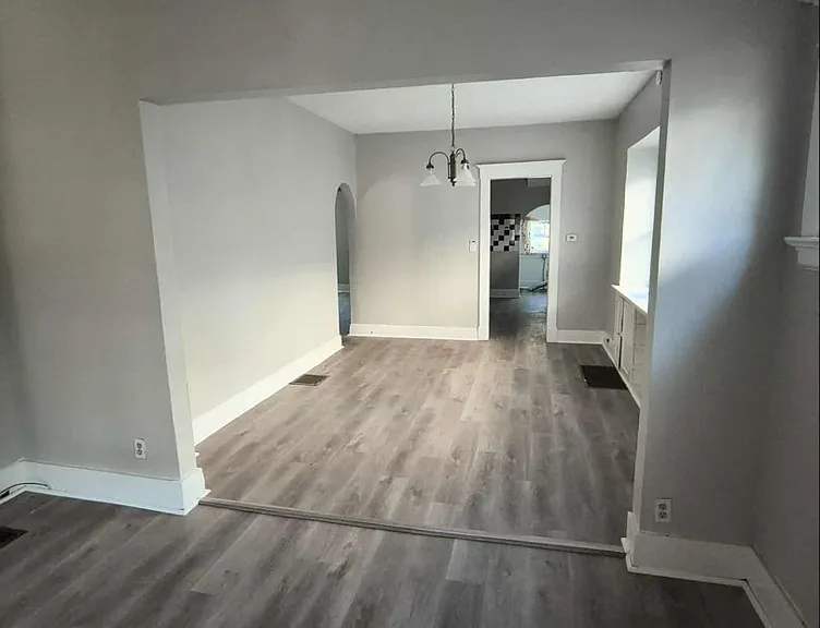 820 Butler St — Photo 8