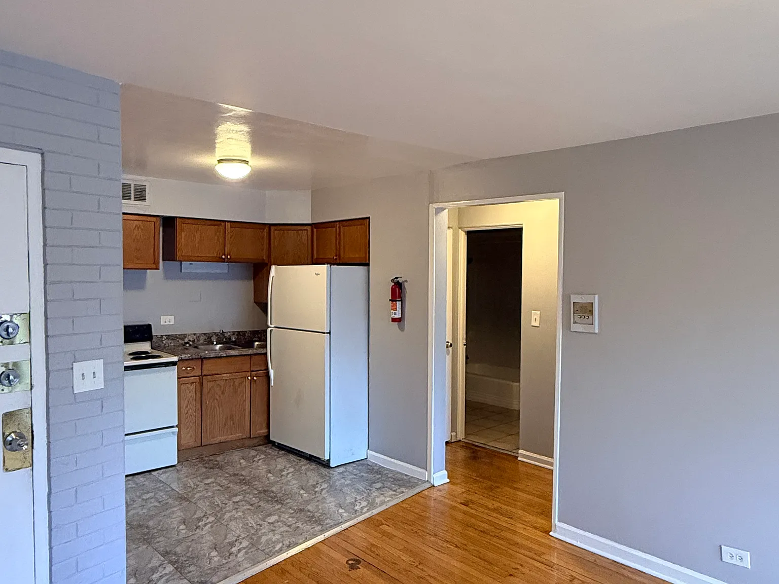 1 bed, 800 sqft, $1,175 — Photo 4