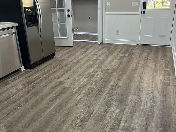 4th image of 3131 Leafmore Ct