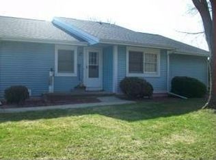 670 Stonehedge Ln, Grand Chute, WI 54914