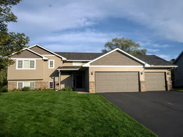 23351 Arrowhead St NW, Saint Francis, MN 55070