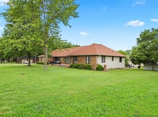 802 S Main St, Butler, MO 64730