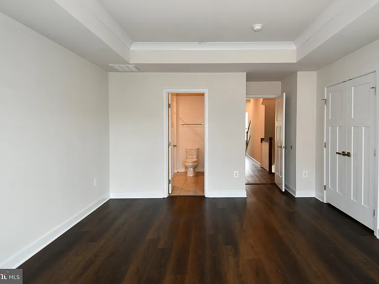 4917 Crest View Dr — Photo 22