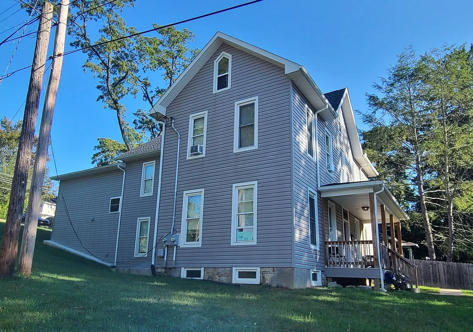 9-Person Duplex — Photo 4