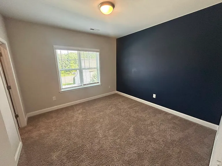 108 Campaign Dr — Photo 28