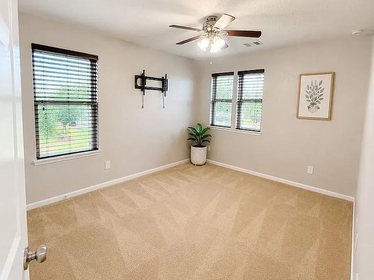 18802 Bailey Oaks Ln — Photo 14