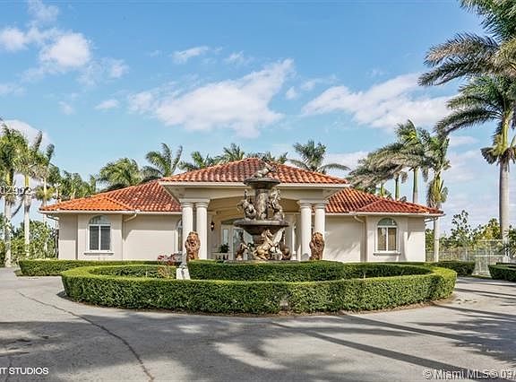 Custom Built and Designed in 2008, Electric Gated Entry, Circular Driveway,  large over sized 2 car garage, property completely 