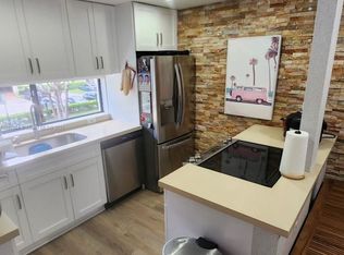 17021 N Bay Rd APT 219, Sunny Isles Beach, FL 33160