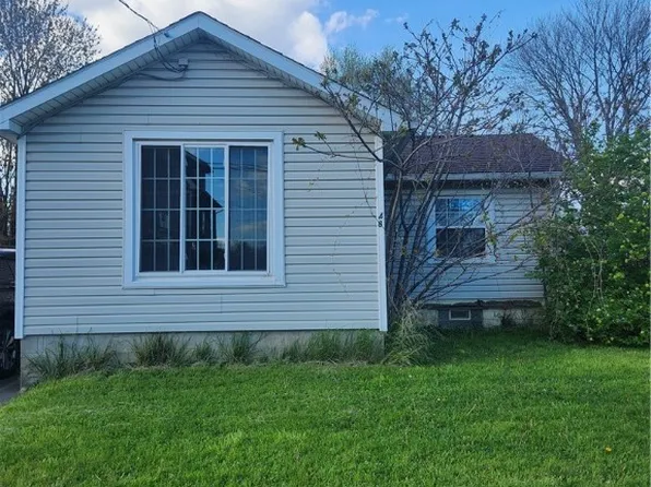 48 Hancock St, Girard, OH 44420