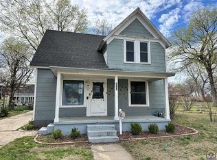 533 N 8th St, Independence, KS 67301