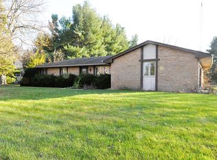 5291 Lakecrest Rd, Caledonia, IL 61011