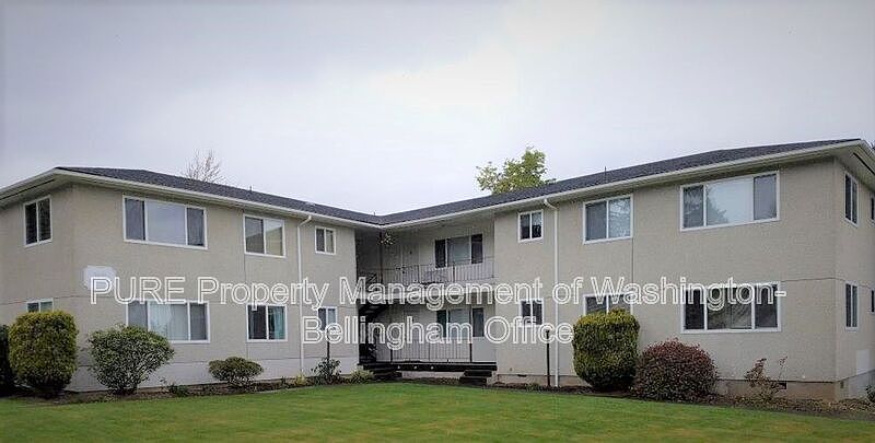 1st image of 1420 Lakeway Dr #6