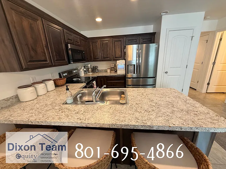 2390 S Knights Way #1 — Photo 9