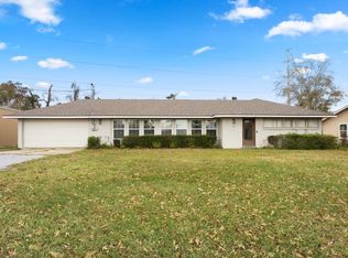 17 Horseshoe Ln, Sulphur, LA 70663