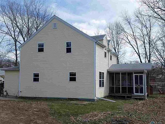 2nd image of 16334 256th Ave