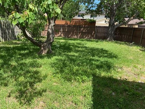 4th image of 346 Edgewood Dr
