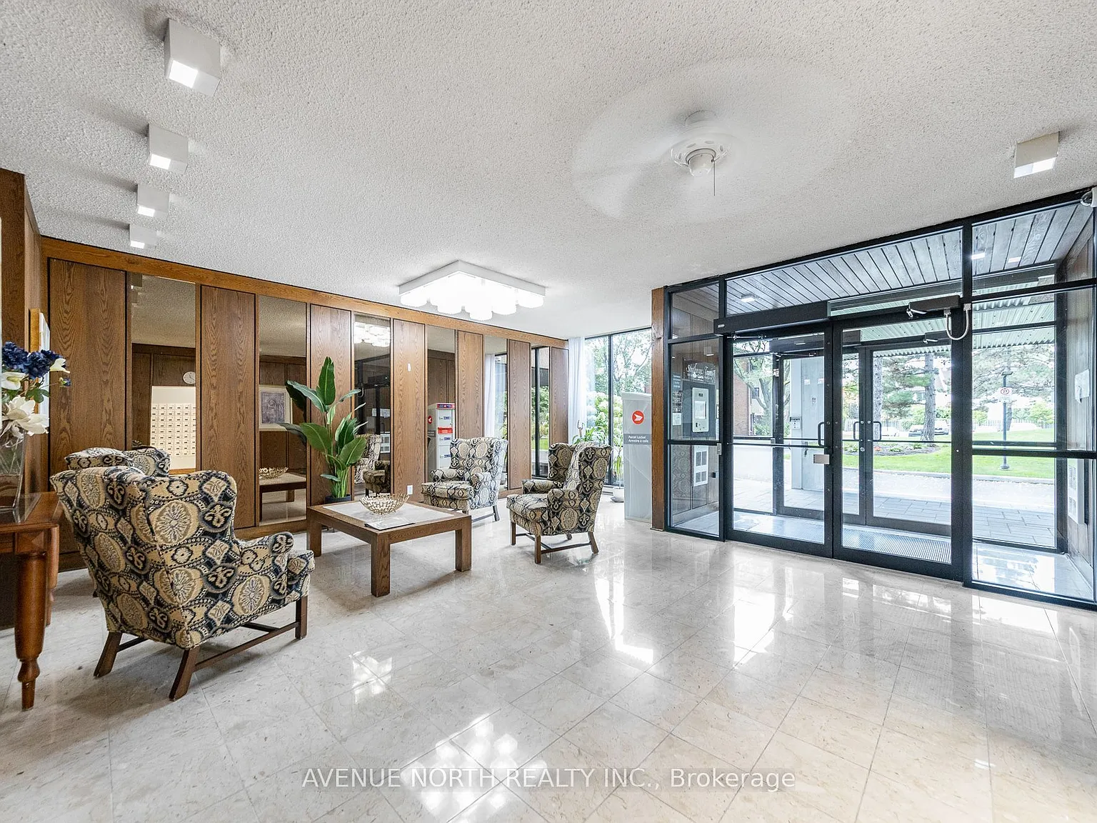 2 bed, $2,300 — Photo 3