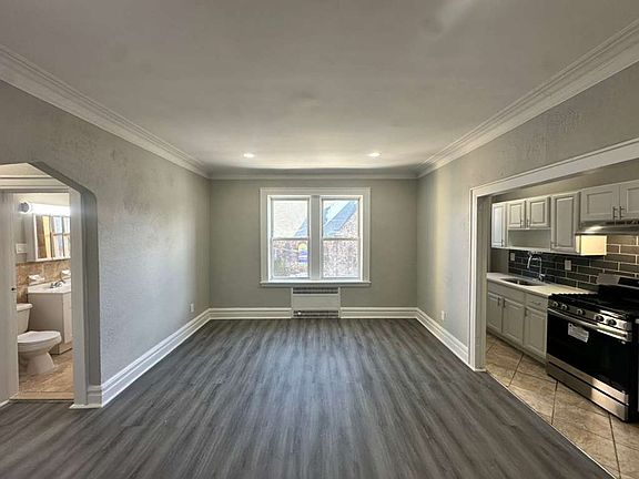 3rd image of 466 Highland Ave APT 302
