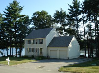 20 Calvin St, Ayer, MA 01432