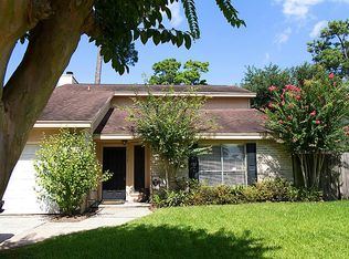 17807 Oaktrace Ct, Humble, TX 77396