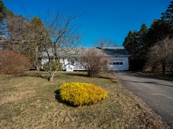 16 Natalie Court, Thomaston, ME 04861