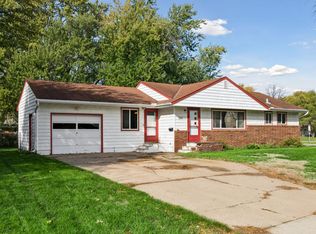 5737 Northport Dr, Brooklyn Center, MN 55429