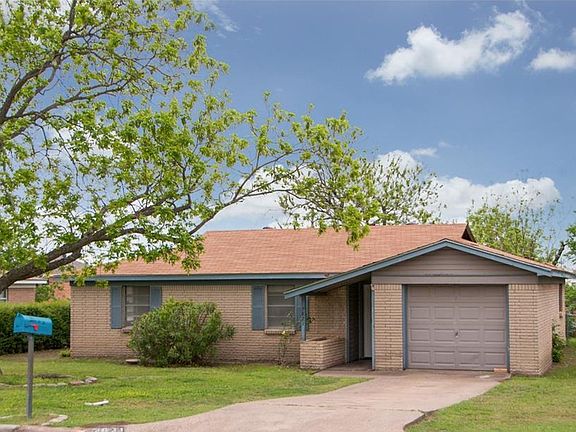 2nd image of 7821 Abbott Dr