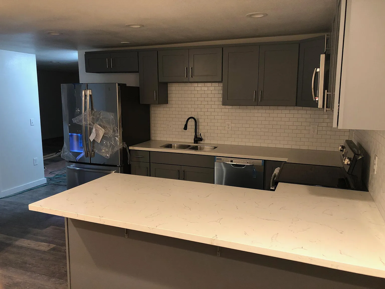 3 bed, 1350 sqft, $2,950 — Photo 4
