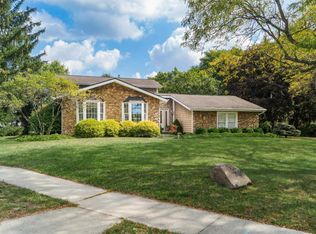 2200 Severhill Dr, Dublin, OH 43016