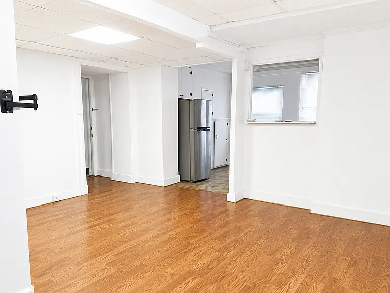 1205 Saint Paul St #2 — Photo 3
