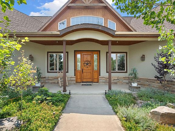 2nd image of 5775 Seldovia Rd