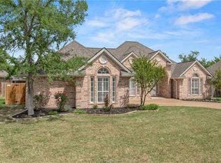 4605 Park Haven Cir, Bryan, TX 77802