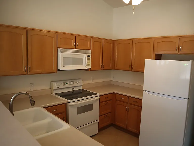 2630 Lemoor Ct — Photo 5