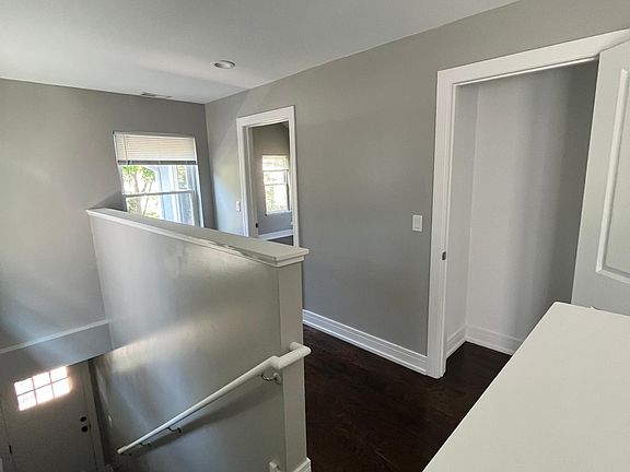 5th image of 1937 Hartrey Ave #2