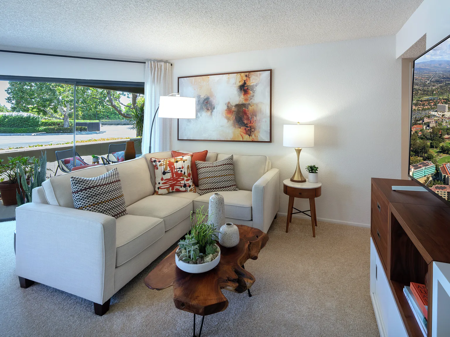 Cross Creek Apartments — Photo 2