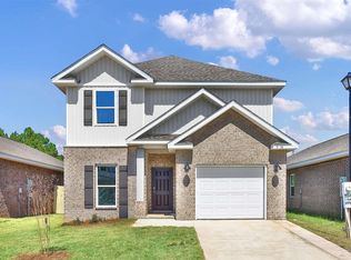 9904 Starling Dr, Pensacola, FL 32506